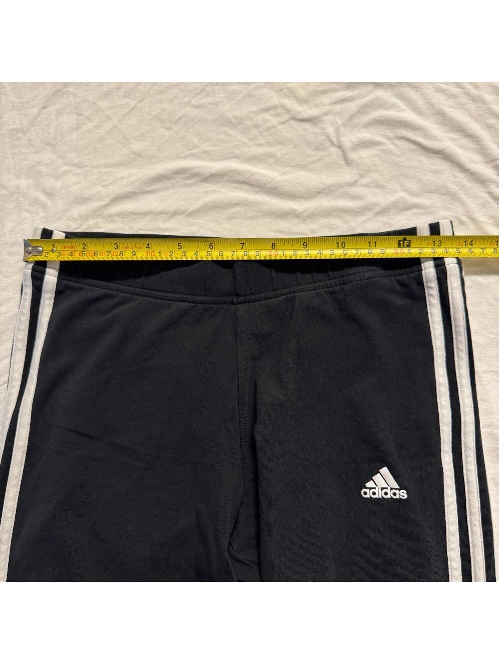 adidas women's athletic biker shorts black classic 3‑Stripe Size M - Picture 6 of 8
